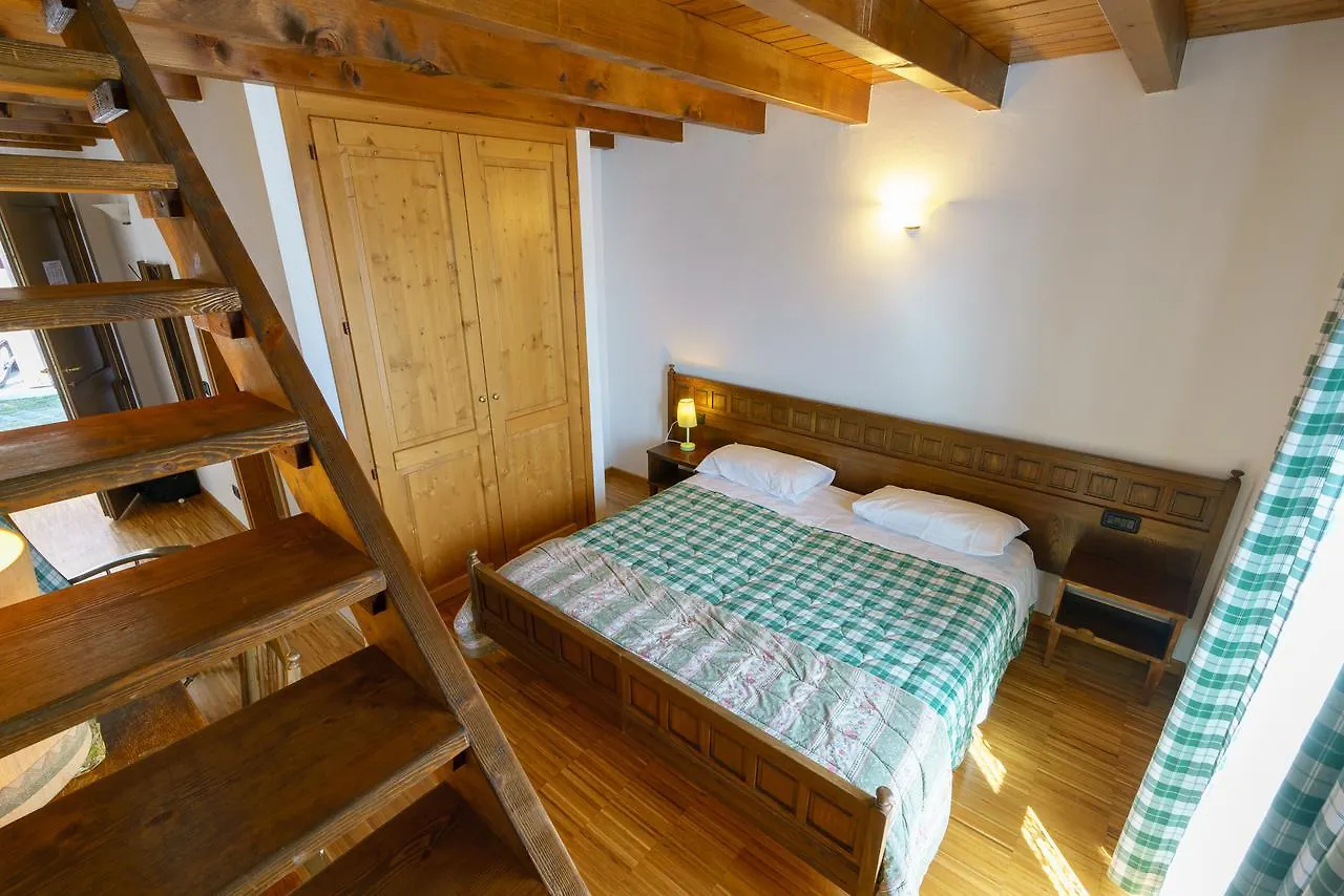 Agriturismo Giacomino Gera Lario Country house