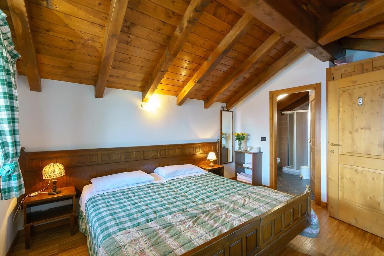 Agriturismo Giacomino Gera Lario 0*,  Italy