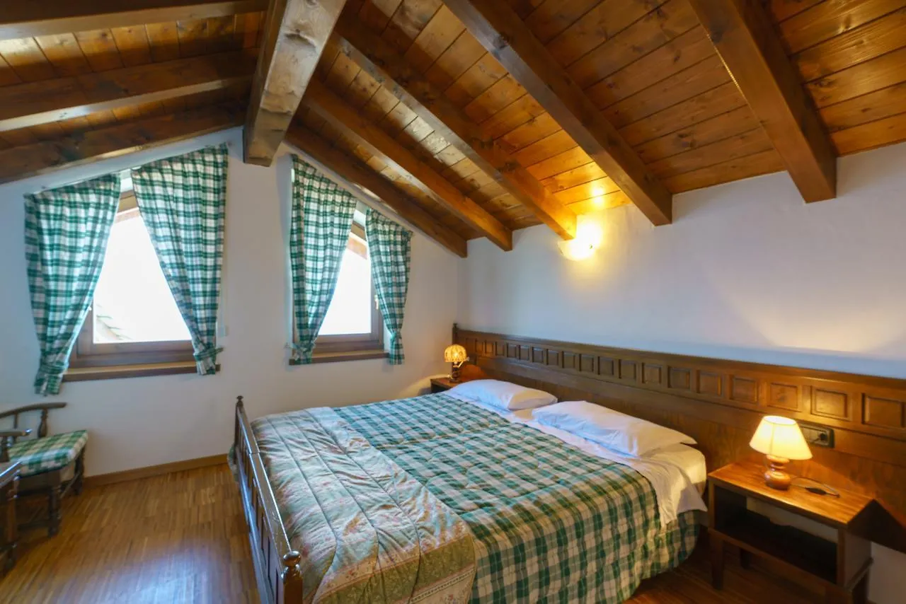 Agriturismo Giacomino Gera Lario Country house